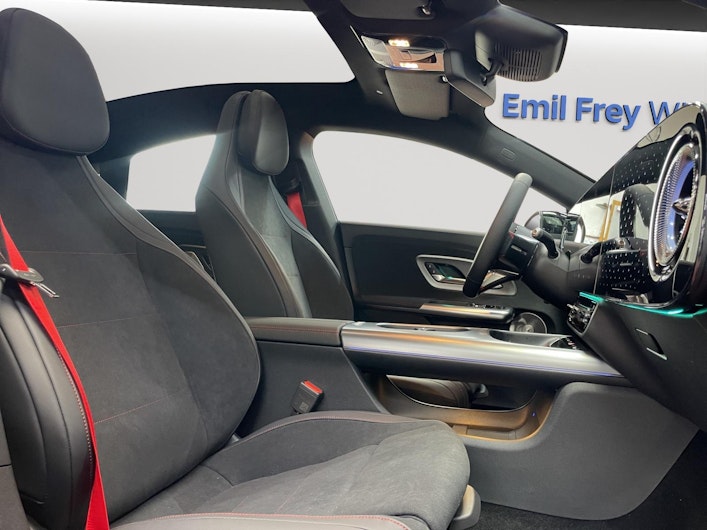 Vehicle image MERCEDES-BENZ CLA 350