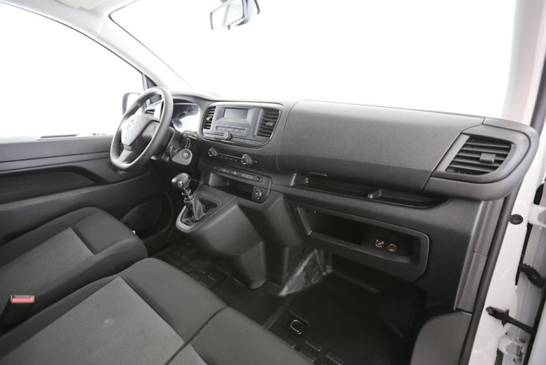 Vehicle image OPEL VIVARO