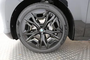 BMW iX xDrive60