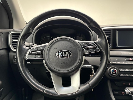 Vehicle image 4 Vehicle image 4