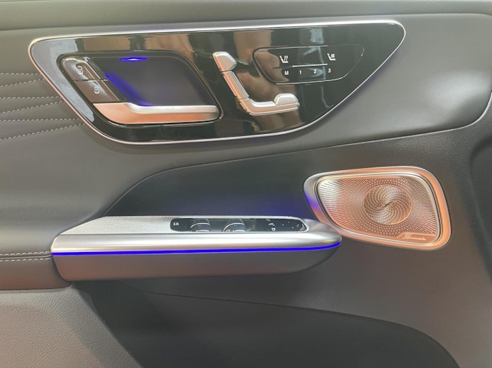 Vehicle image MERCEDES-BENZ GLC 400