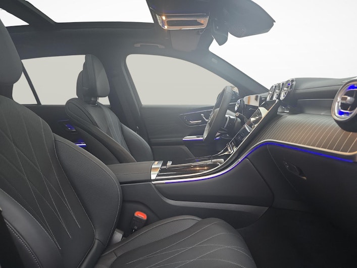 image du véhicule MERCEDES-BENZ GLC 400