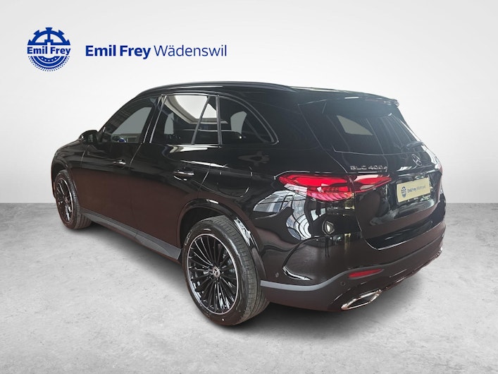 image du véhicule MERCEDES-BENZ GLC 400