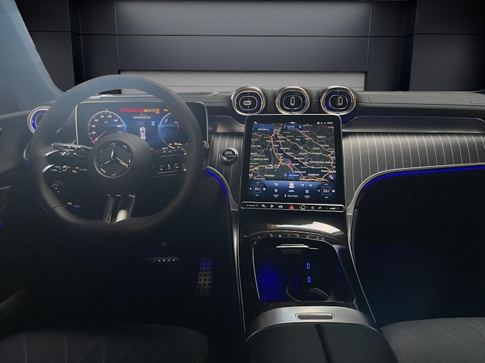 Vehicle image MERCEDES-BENZ GLC 300