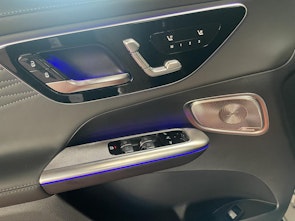 Vehicle image MERCEDES-BENZ GLC 300 de 4MATIC EQ Star AMG Line