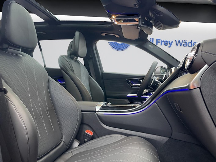 Vehicle image MERCEDES-BENZ GLC 300