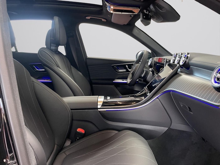 Vehicle image MERCEDES-BENZ GLC 400