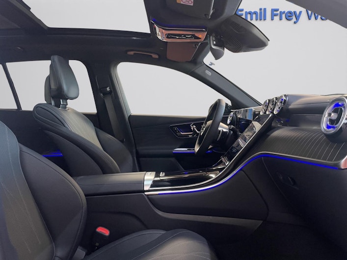 Vehicle image MERCEDES-BENZ GLC 400