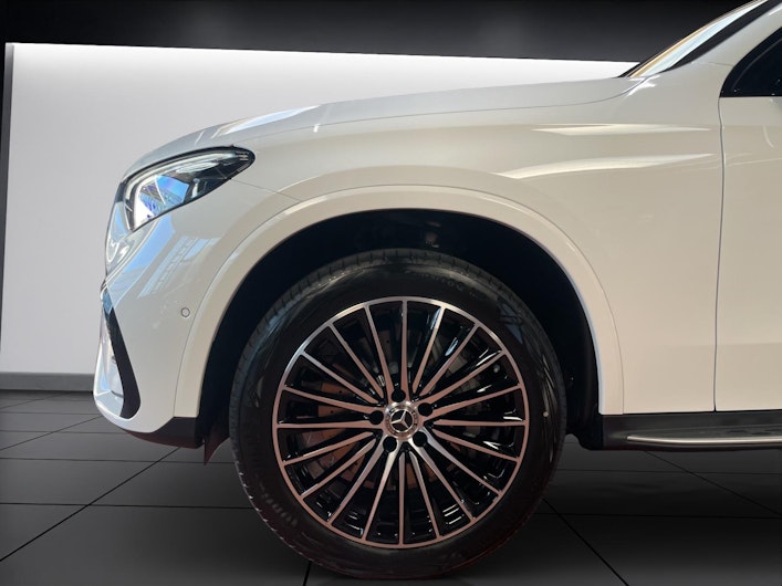 Vehicle image MERCEDES-BENZ GLC 400