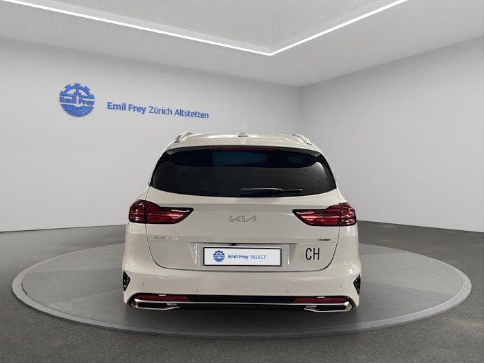 Vehicle image KIA CEED