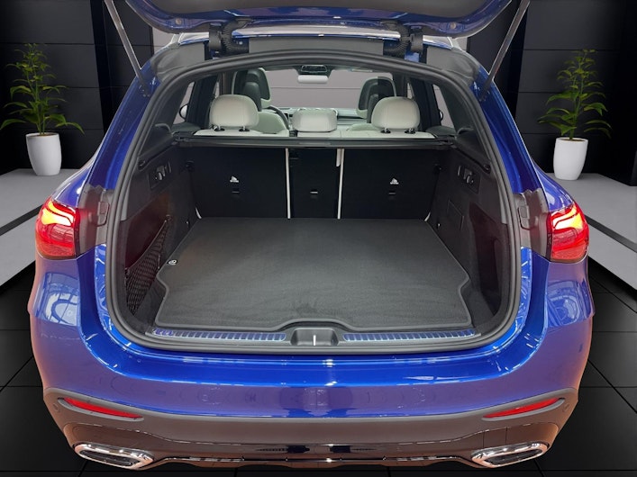 Vehicle image MERCEDES-BENZ GLC 300