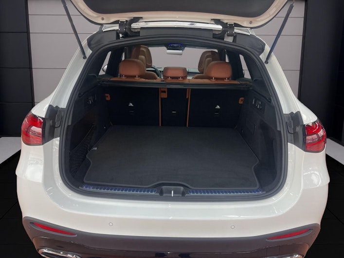 Vehicle image MERCEDES-BENZ GLC 300