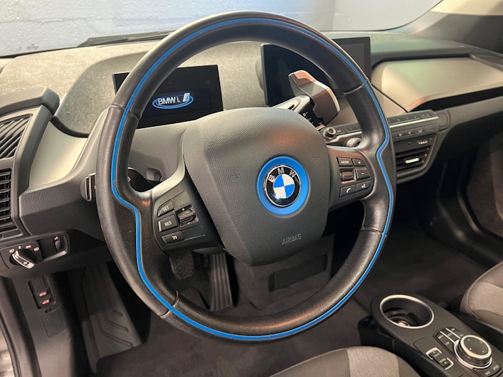 Vehicle image BMW i3