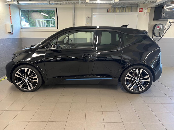Vehicle image BMW i3