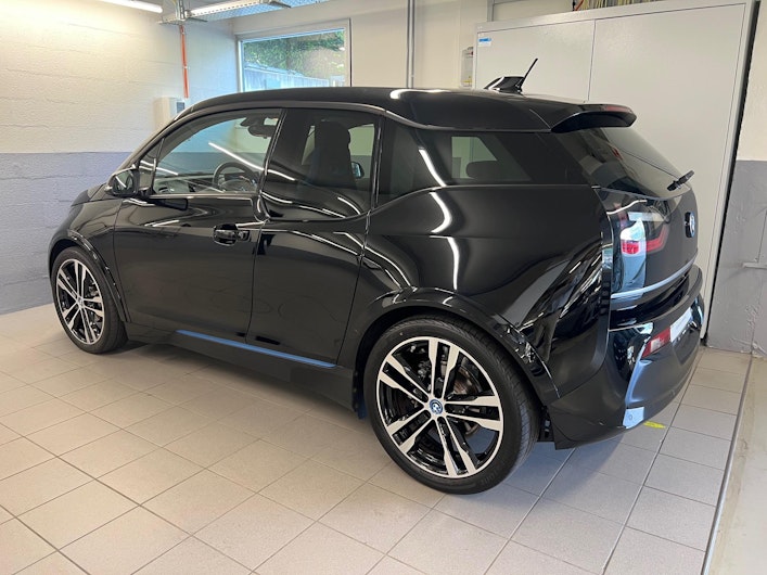 Vehicle image BMW i3
