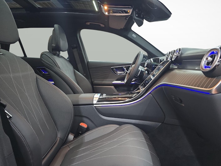 Vehicle image MERCEDES-BENZ GLC 400