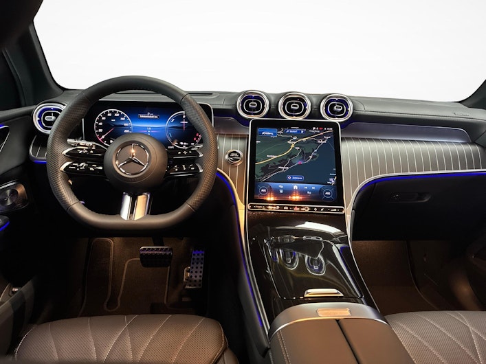 Vehicle image MERCEDES-BENZ GLC 300