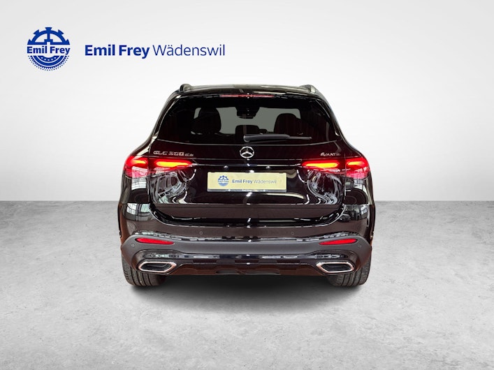 Vehicle image MERCEDES-BENZ GLC 300