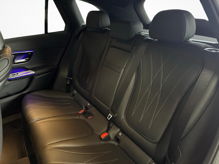 Vehicle image MERCEDES-BENZ GLC 300