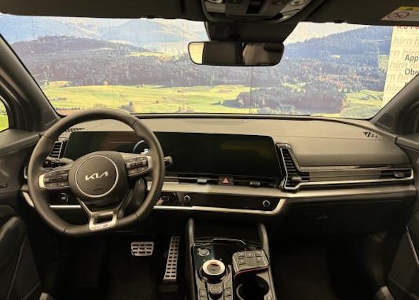 Vehicle image 5 Vehicle image 5