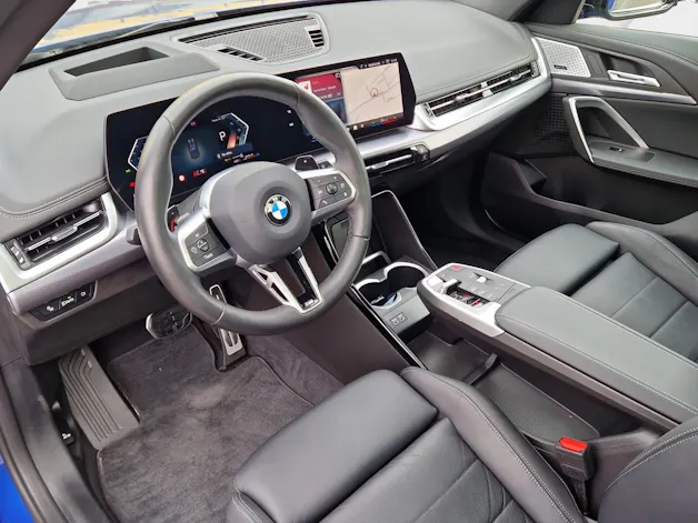 BMW X1 23i xDrive M Sport ** 2'000 kg Anhängelast **