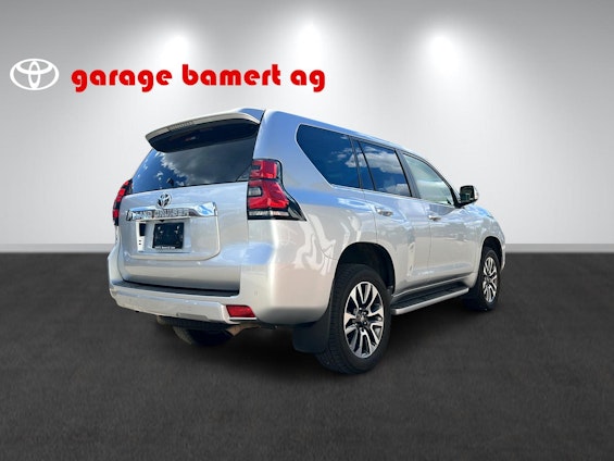 Vehicle image 5 Vehicle image 5