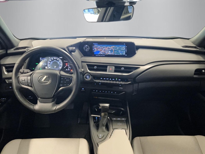 Vehicle image LEXUS UX