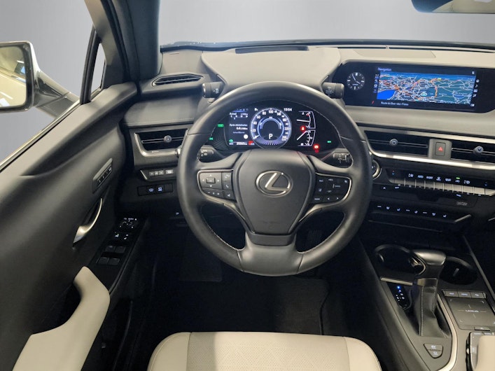 Vehicle image LEXUS UX