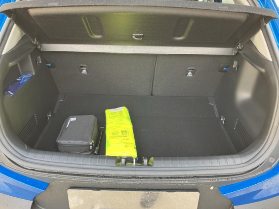 Vehicle image 9 Vehicle image 9