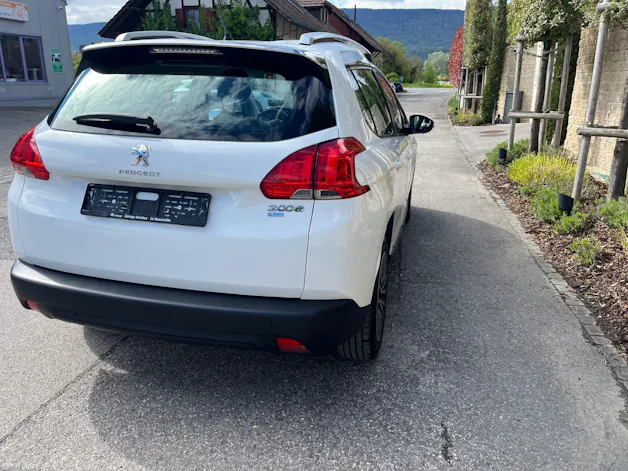 Peugeot 2008 1.6 e-HDi 92 Active