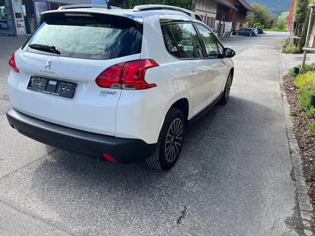 Peugeot 2008 1.6 e-HDi 92 Active