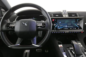 image du véhicule DS AUTOMOBILES 7 Crossback 1.6 E-Tense Performance Line 4x4