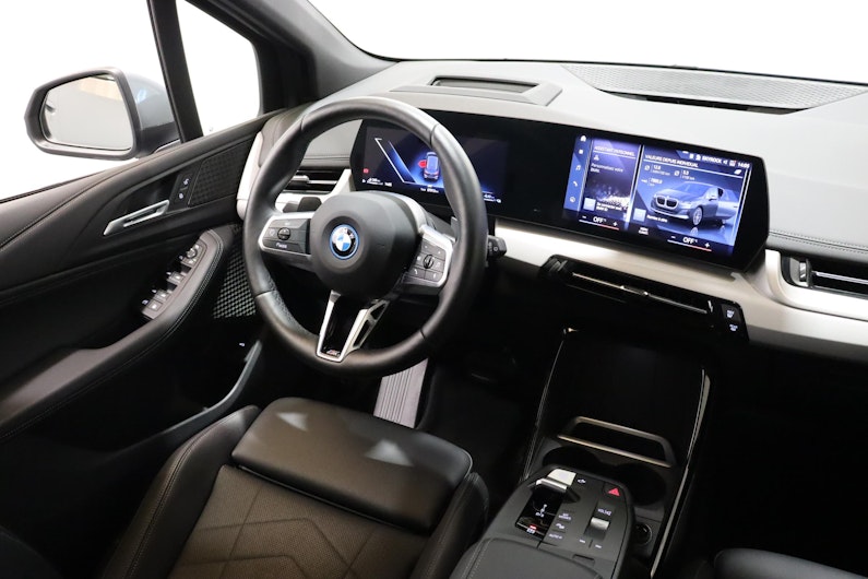 Vehicle image BMW 2 SERIES