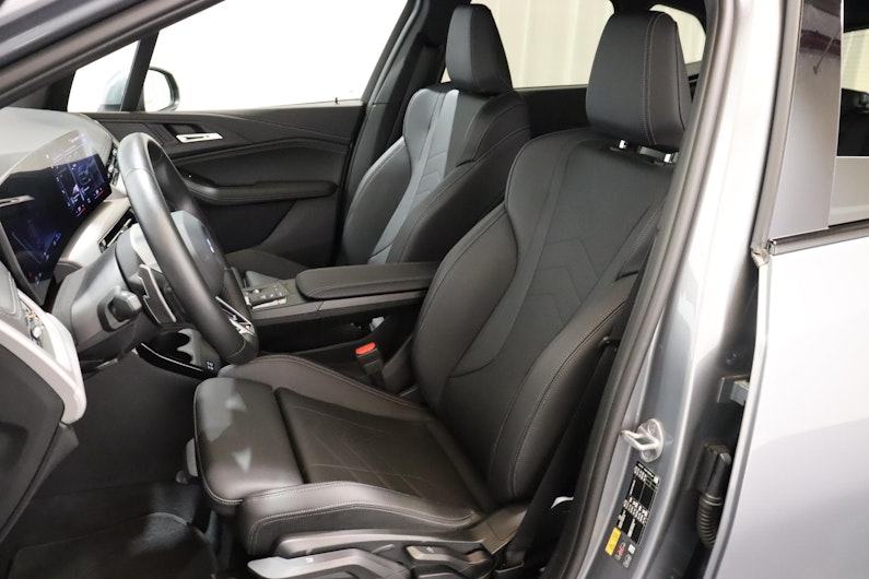 Vehicle image BMW 2 SERIES