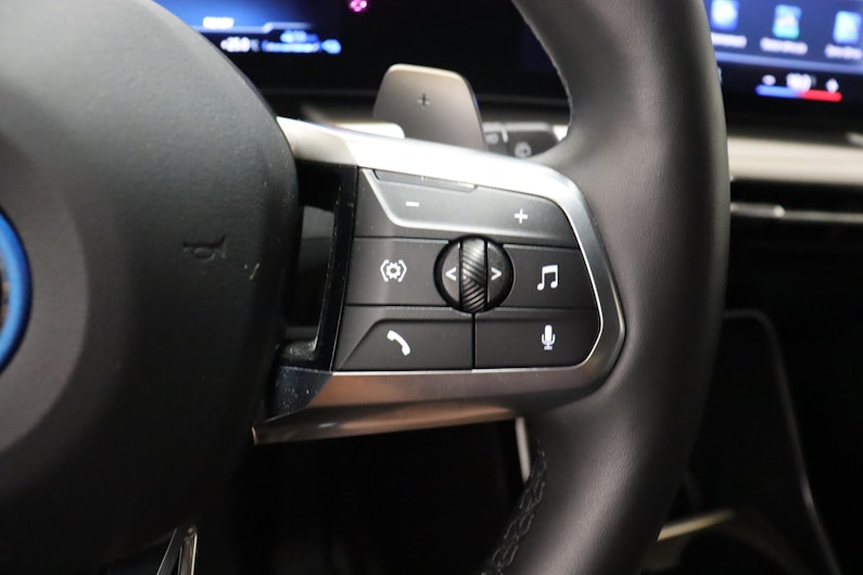 Vehicle image BMW 2 SERIES