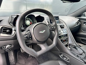 Vehicle image ASTON MARTIN DBS Superleggera Coupé 5.2 V12 Bi-Turbo