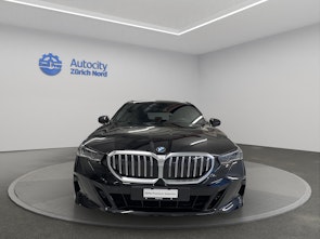 Vehicle image BMW 520d xDrive Touring