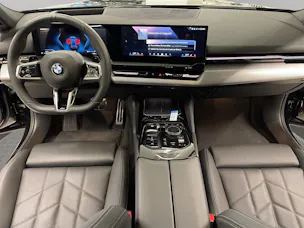 BMW 520d xDrive 48V Touring