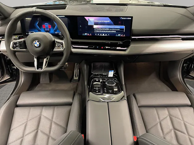 BMW 520d xDrive 48V Touring