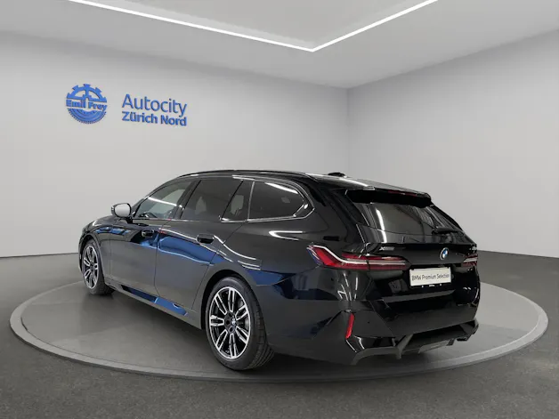 BMW 520d xDrive 48V Touring