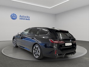 Vehicle image BMW 520d xDrive Touring