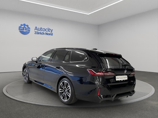 BMW 520d xDrive Touring 3