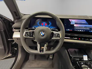 BMW 520d xDrive 48V Touring