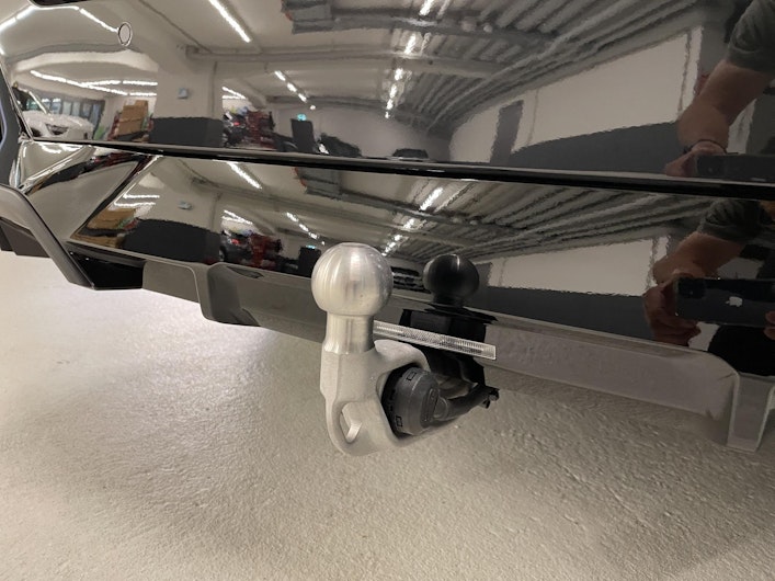 Vehicle image BMW 5 SERIES