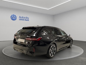 Vehicle image BMW 520d xDrive Touring