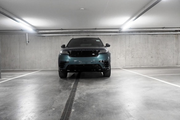 LAND ROVER Range Rover Velar 2.0 P400e Autobiography 3