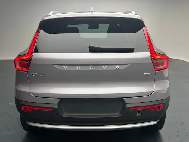 Volvo XC40 2.0 B3 MH XCITE