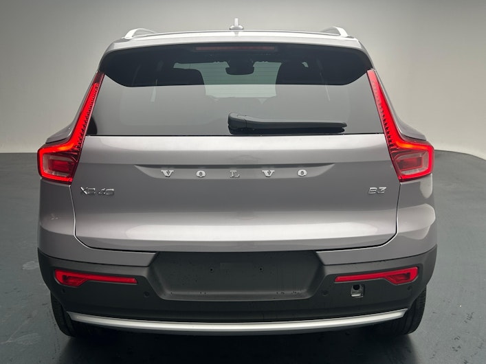 Vehicle image VOLVO XC40