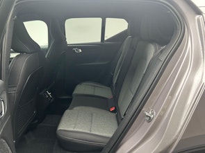 Vehicle image VOLVO XC40 2.0 B3 MH XCITE