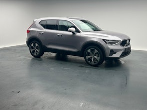 Vehicle image VOLVO XC40 2.0 B3 MH XCITE